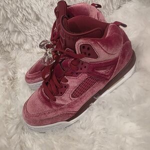 Stylish Velvet Sneakers in Rich Burgundy